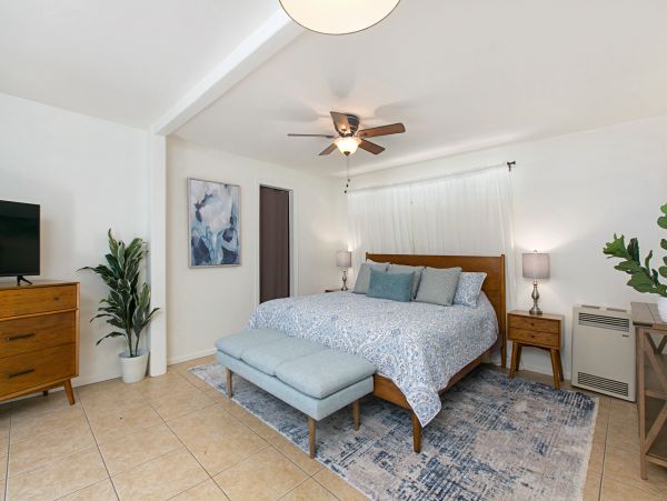 San Diego Beach Communities North Home 1028566