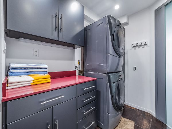 San Diego Beach Communities North Home 1028568
