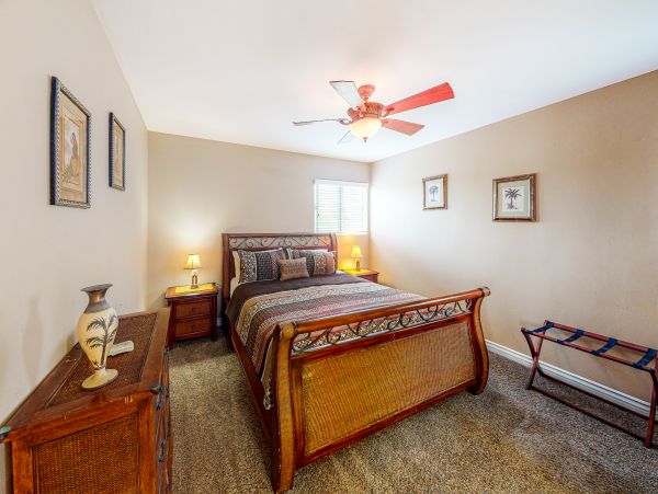 San Diego Beach Communities North Home 1028569