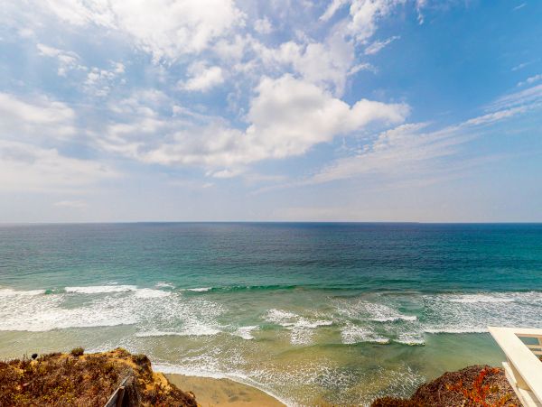 San Diego Beach Communities North Home 1028569