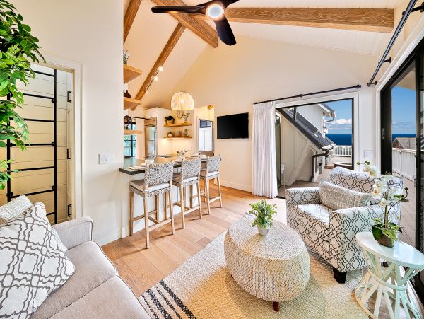 San Diego Beach Communities North Home 1028570