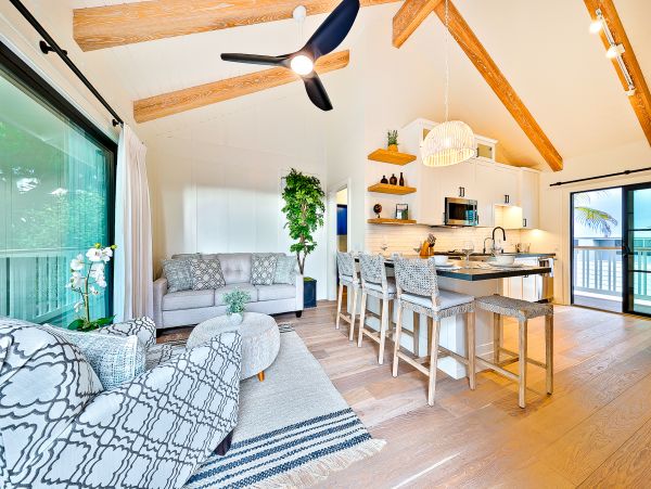 San Diego Beach Communities North Home 1028570