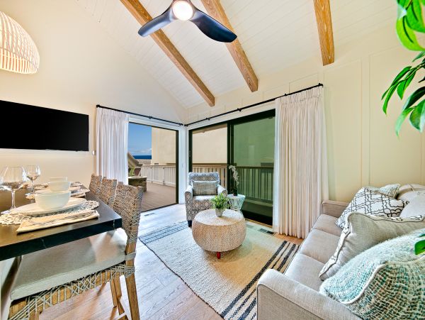 San Diego Beach Communities North Home 1028570