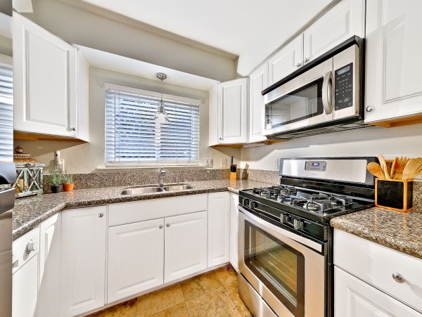 San Diego Beach Communities North Home 1028571