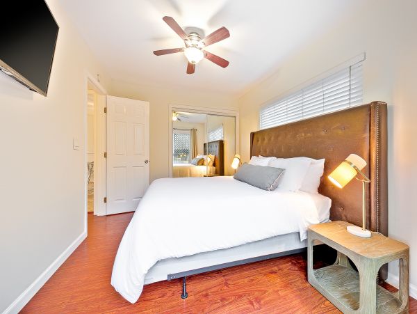 San Diego Beach Communities North Home 1028571