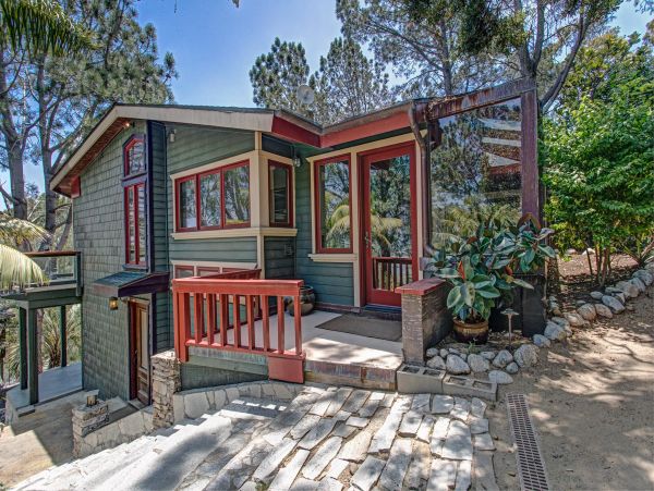 San Diego Beach Communities North Home 1028572