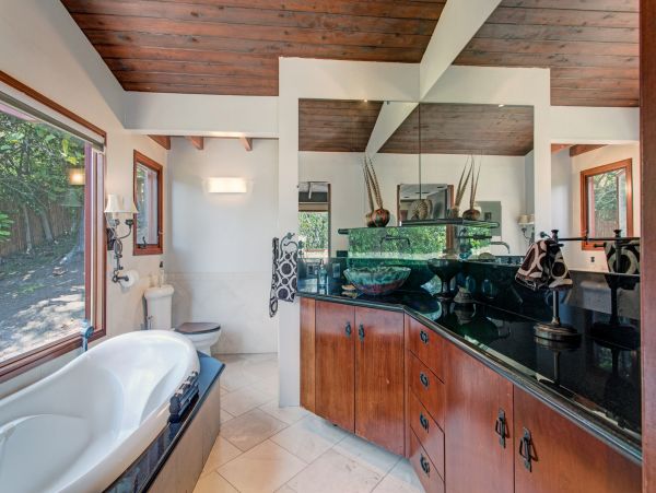 San Diego Beach Communities North Home 1028572