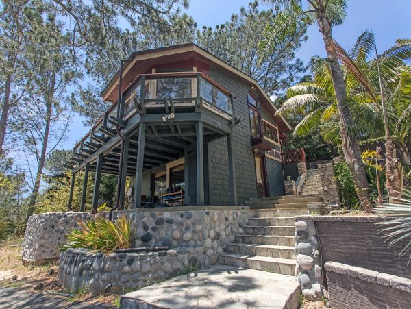 San Diego Beach Communities North Home 1028572