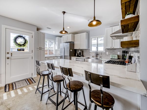 San Diego Beach Communities North Home 1028573