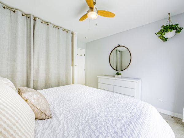 San Diego Beach Communities North Home 1028573