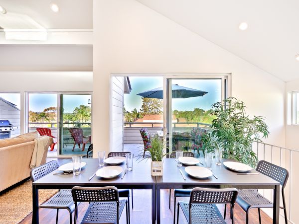 San Diego Beach Communities North Home 1028575