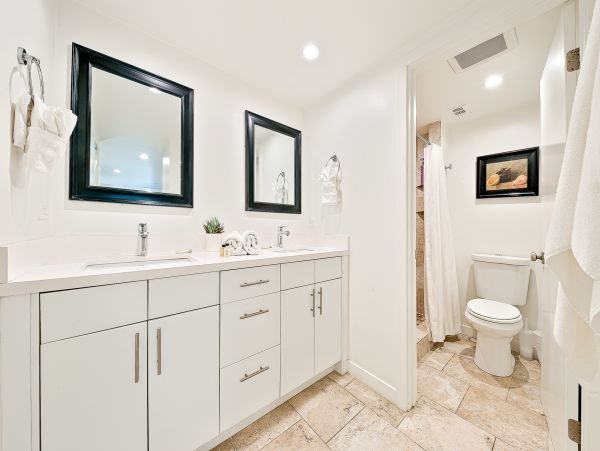 San Diego Beach Communities North Home 1028575