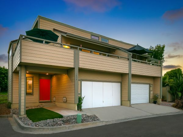 San Diego Beach Communities North Home 1028575
