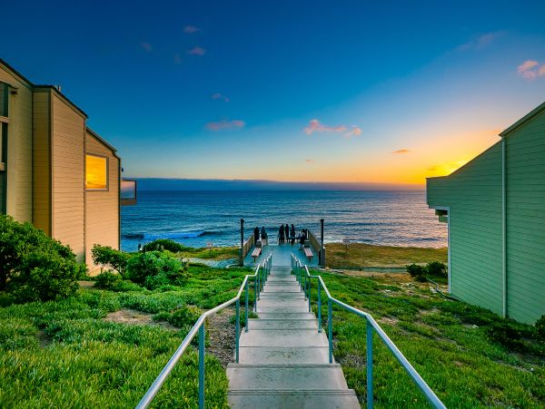 San Diego Beach Communities North Home 1028575