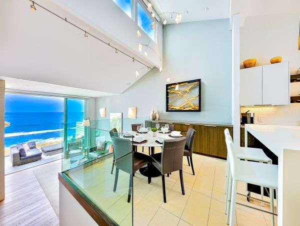 San Diego Beach Communities North Home 1028576