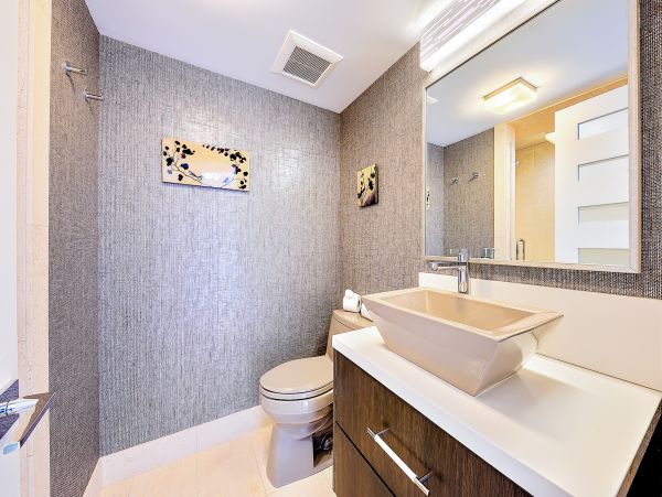San Diego Beach Communities North Home 1028576