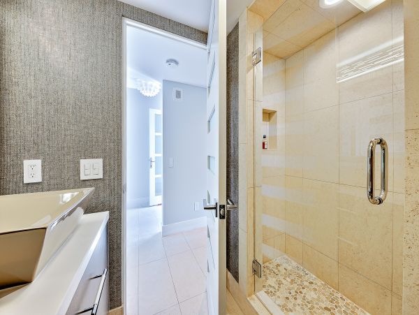 San Diego Beach Communities North Home 1028576