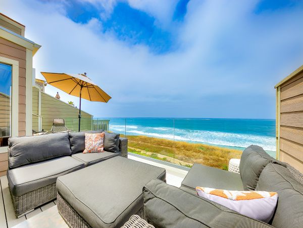 San Diego Beach Communities North Home 1028576