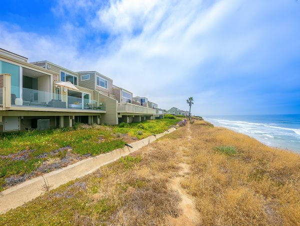 San Diego Beach Communities North Home 1028576