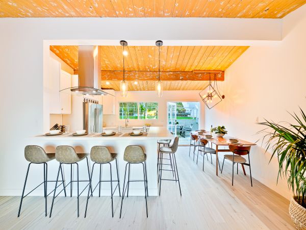San Diego Beach Communities North Home 1028577