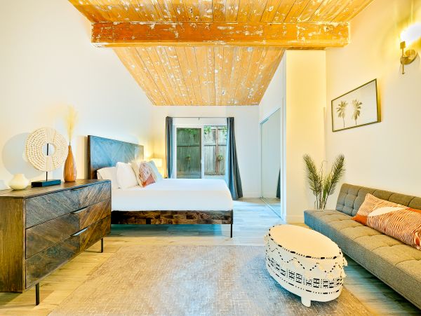 San Diego Beach Communities North Home 1028577