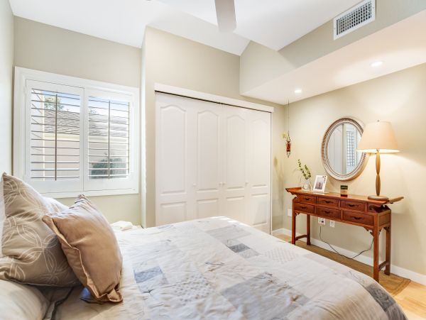 San Diego Beach Communities North Home 1028578