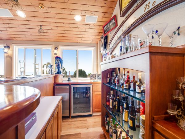 San Diego Beach Communities North Home 1028578