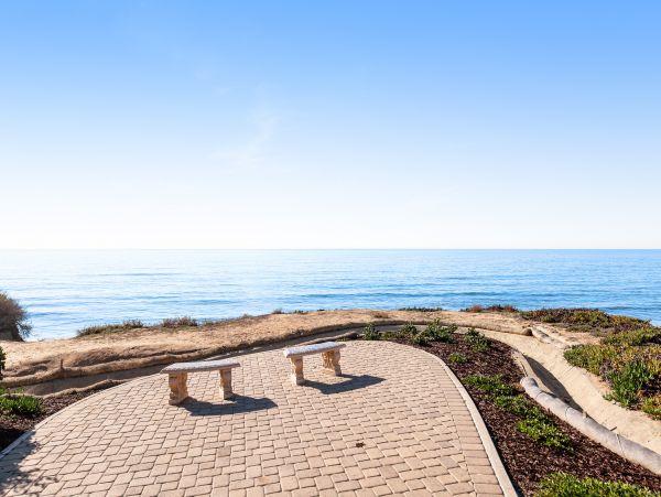 San Diego Beach Communities North Home 1028578