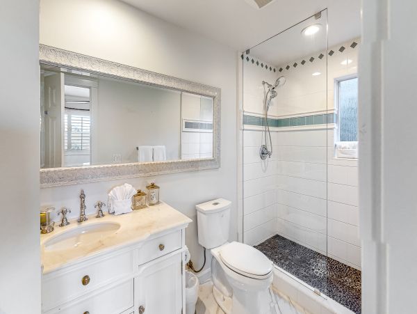 San Diego Beach Communities North Home 1028580