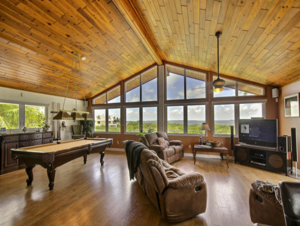 Bay Front Vacation Home in Key Largo Sleeps 10 Guests