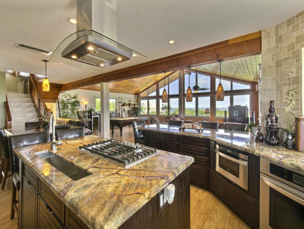Bay Front Vacation Home in Key Largo Sleeps 10 Guests