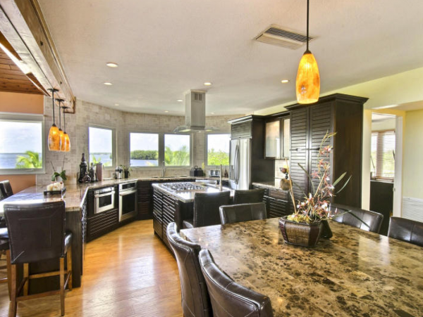 Bay Front Vacation Home in Key Largo Sleeps 10 Guests