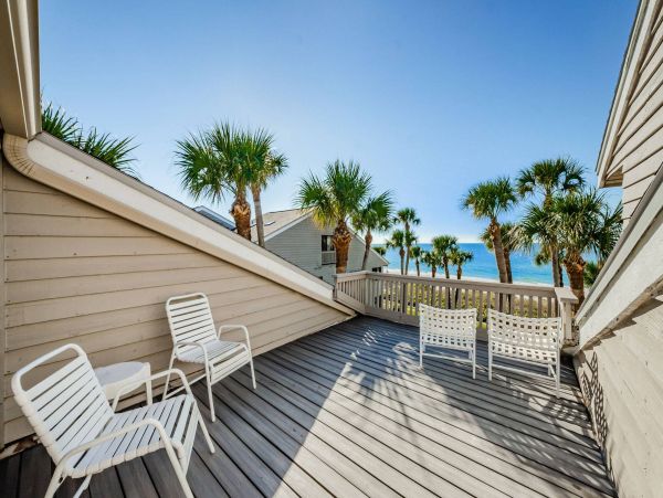 Beachfront Four Bedroom Vacation Condo in Belleair Beach
