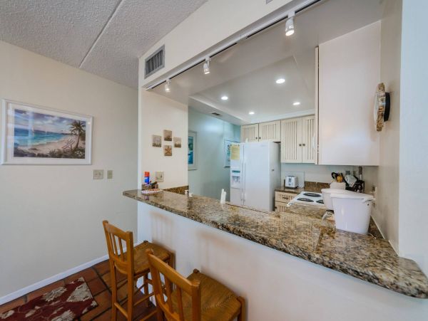 Beachfront Four Bedroom Vacation Condo in Belleair Beach