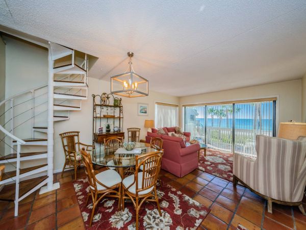Beachfront Four Bedroom Vacation Condo in Belleair Beach