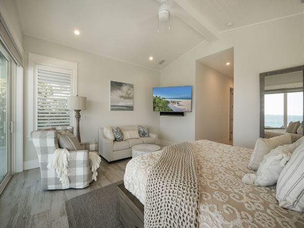 Luxury, Luxury, Luxury Anna Maria Bayside Villa