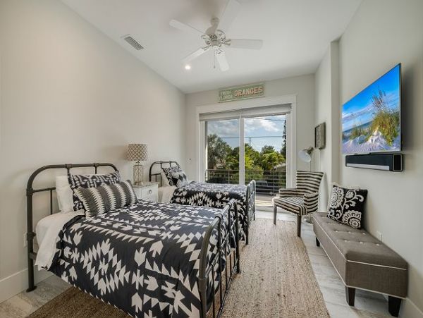 Luxury, Luxury, Luxury Anna Maria Bayside Villa