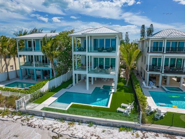 Luxury, Luxury, Luxury Anna Maria Bayside Villa