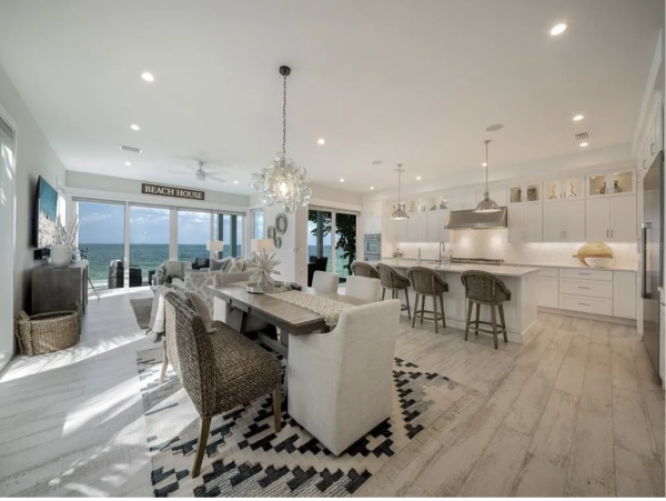 Luxury, Luxury, Luxury Anna Maria Bayside Villa