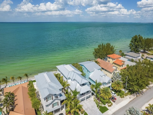 Luxury, Luxury, Luxury Anna Maria Bayside Villa