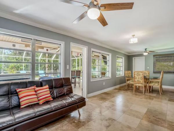 Charming Pool Vacation Home in Fort Myers 10 Guests