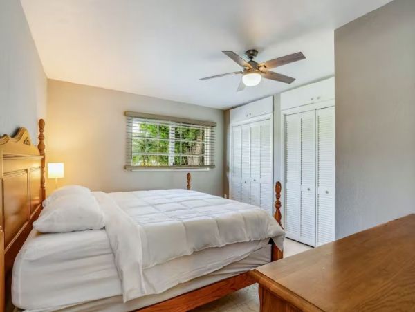 Charming Pool Vacation Home in Fort Myers 10 Guests