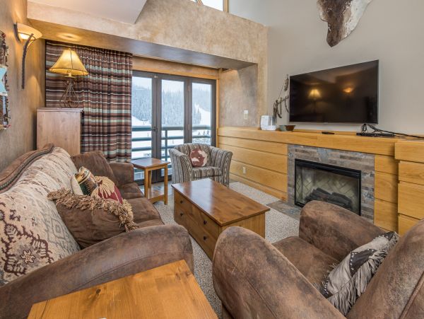 Mountain Views Big Sky Vacation Condo Two Bedroom