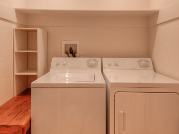 Three Bedroom Vacation Rental in Big Sky with Great Views and Hot Tub