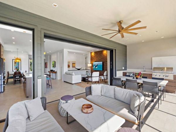 Kaanapali Elegant Two Villas with 6 Bedrooms & Sleeps 16 Guests