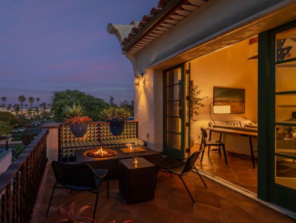 Santa Barbara Vacation Home Three Bedroom
