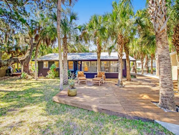 Sarasota Waterfront Two Bedroom Rental Home