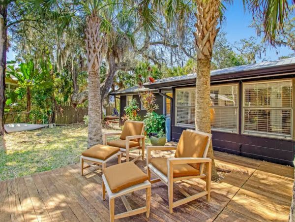Sarasota Waterfront Two Bedroom Rental Home