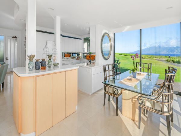 Kapalua Vacation Rental Sleeps Four Guests