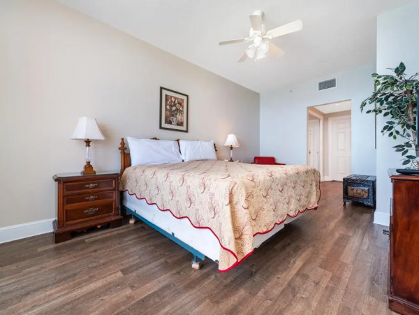 Exceptional views from this nice looking unit